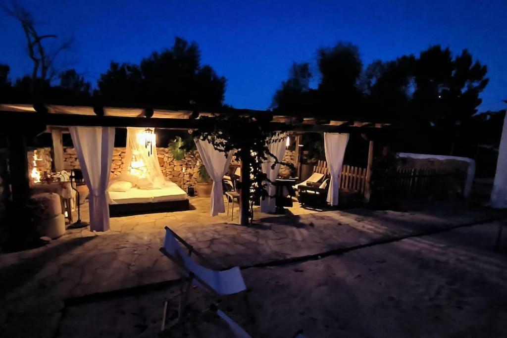 Authentic Ibicenco With Large Pool Villa Ibiza