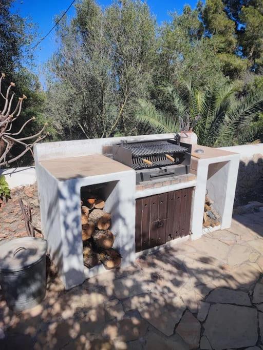 Villa Authentic Ibicenco With Large Pool