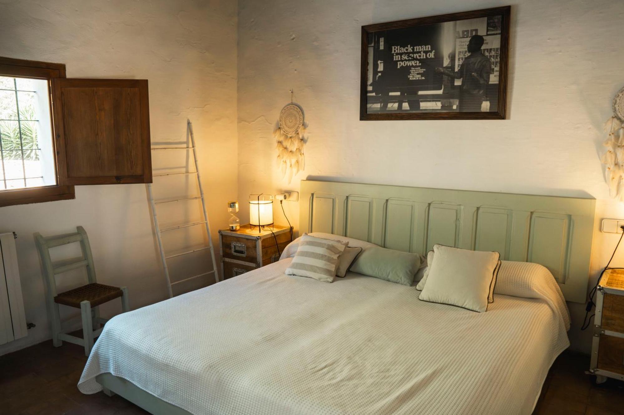 Villa Authentic Ibicenco With Large Pool Ibiza
