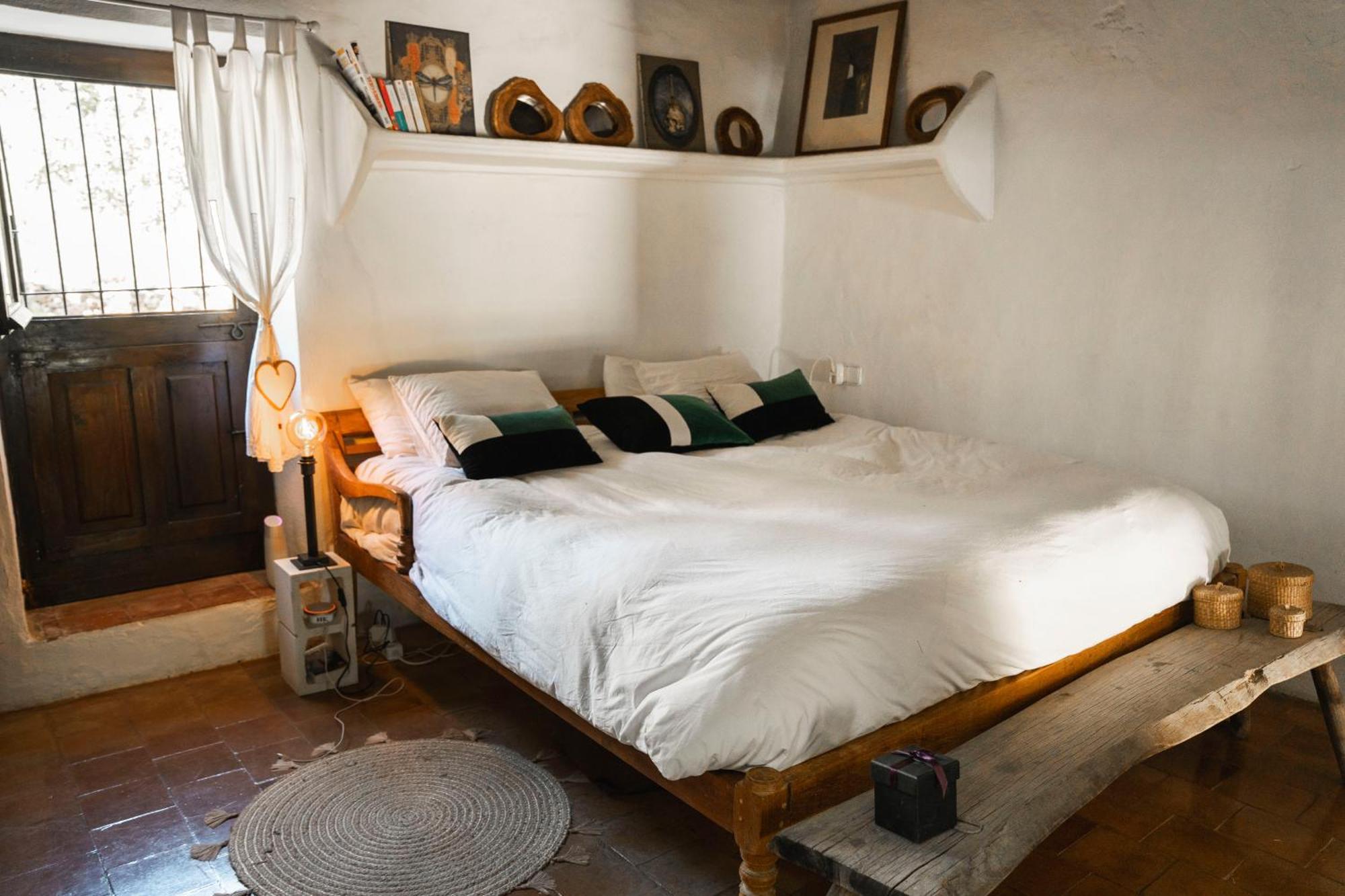 Authentic Ibicenco With Large Pool