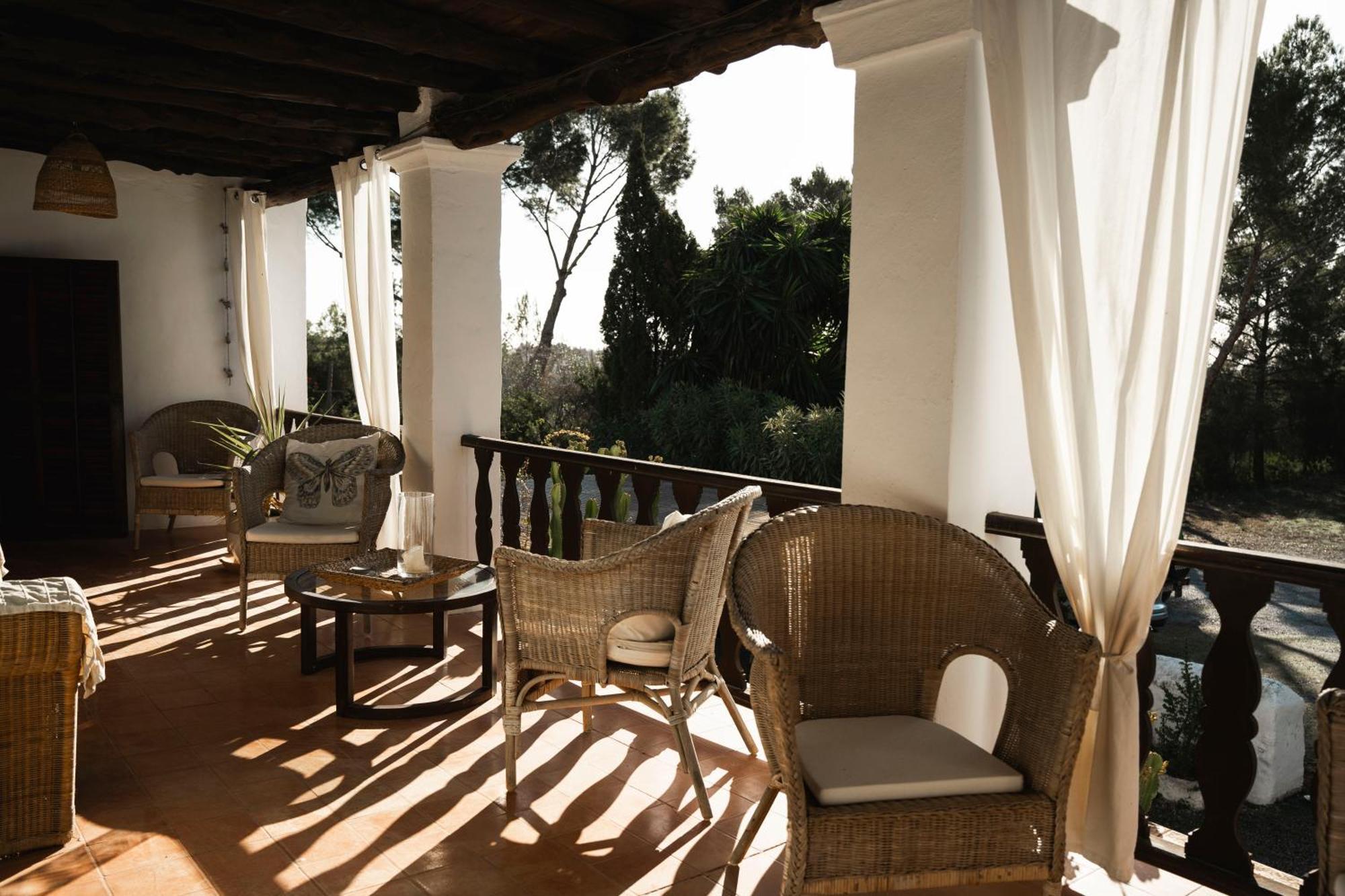 Authentic Ibicenco With Large Pool Villa