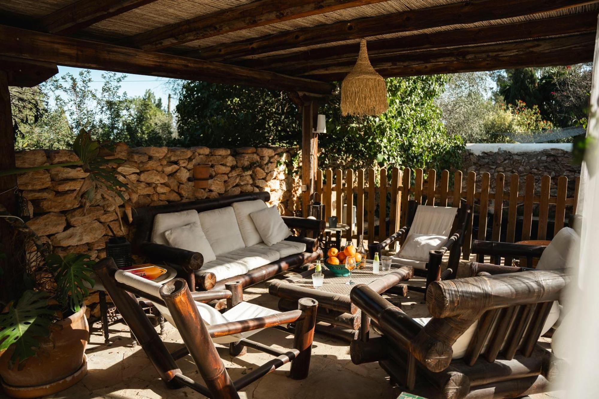 Villa Authentic Ibicenco With Large Pool